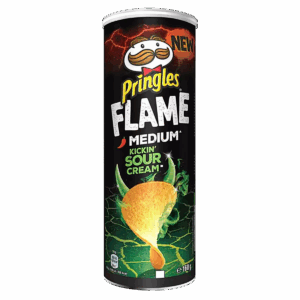 Картофельные чипсы Pringles Flame Medium Kickin' Sour Cream острые со вкусом сметаны и лука, 160 г